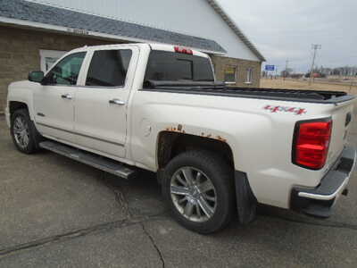 2015 Chevrolet 1500 Crew Cab, $7900. Photo 2