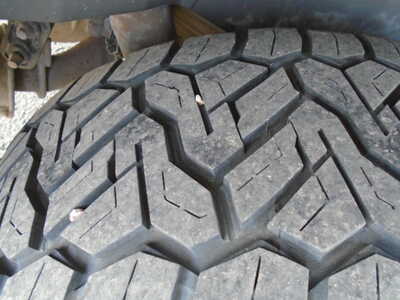 2011 Chevrolet Avalanche, $9900. Photo 9