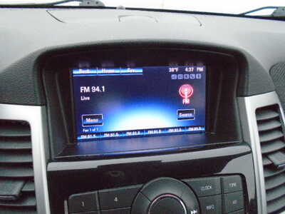 2014 Chevrolet Cruze, $4900. Photo 4