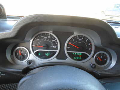 2008 Jeep Wagoneer, $9900. Photo 4