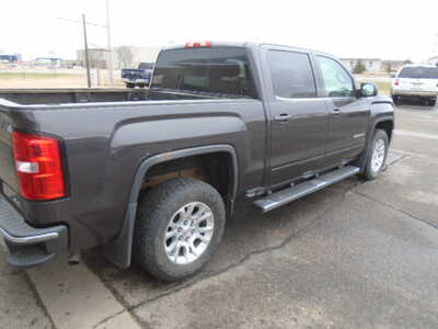 2015 GMC 1500 Crew Cab, $17900. Photo 4
