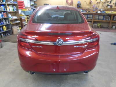 2015 Buick Regal, $5900. Photo 3
