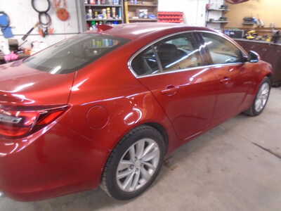 2015 Buick Regal, $5900. Photo 4