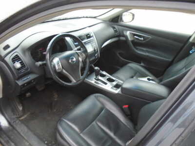 2013 Nissan Altima, $3400. Photo 7