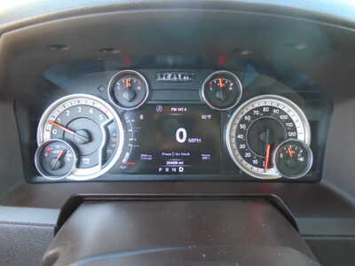 2014 RAM 1500 Crew Cab, $5900. Photo 10