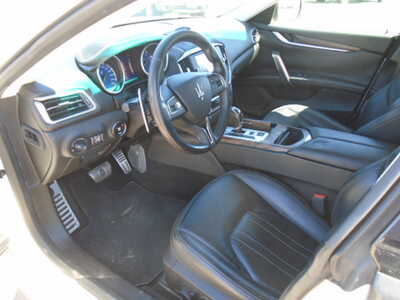 2015 Maserati Ghibli, $13900. Photo 11