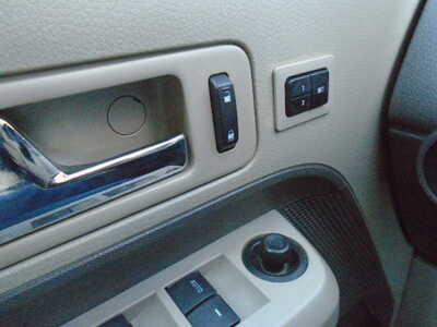 2007 Ford Edge, $4900. Photo 9