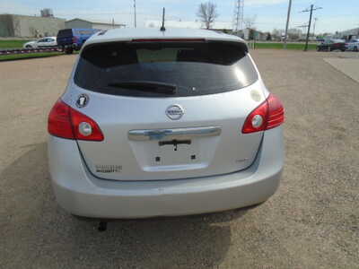 2011 Nissan Rogue, $1900. Photo 3