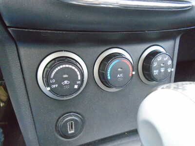 2011 Nissan Rogue, $1900. Photo 12