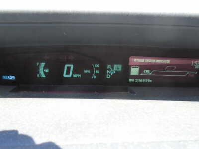 2011 Toyota Prius, $3900. Photo 10