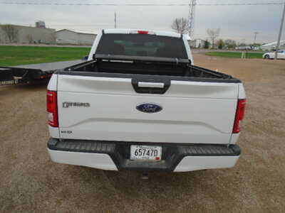 2016 Ford F150 Crew Cab, $13900. Photo 3