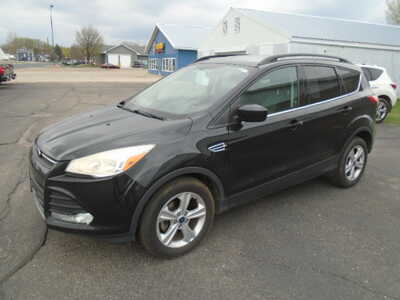2015 Ford Escape, $3400. Photo 1