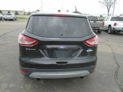 2015 Ford Escape, $3400. Photo 3