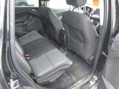 2015 Ford Escape, $3400. Photo 8