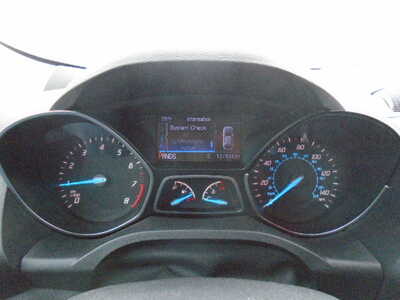 2015 Ford Escape, $3400. Photo 11