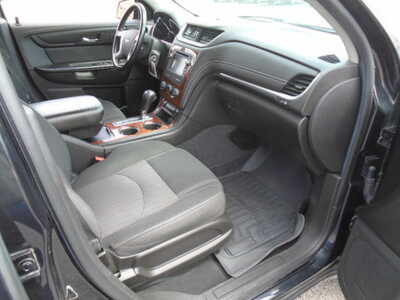 2014 Chevrolet Traverse, $6900. Photo 6
