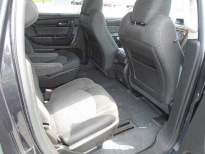 2014 Chevrolet Traverse, $6900. Photo 7