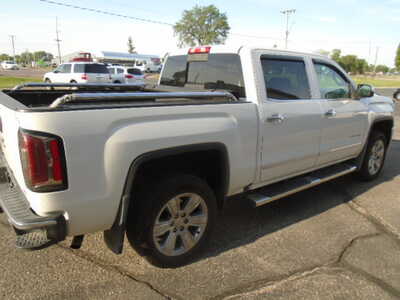 2018 GMC 1500 Crew Cab, $13900. Photo 4