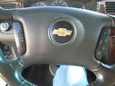 2011 Chevrolet Impala, $2500. Photo 12