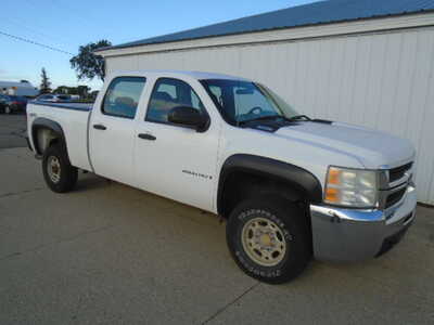 2008 Chevrolet 2500 Crew Cab, $6900. Photo 5
