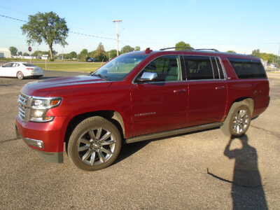 2016 Chevrolet Suburban, $9900. Photo 1