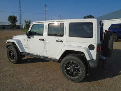 2016 Jeep Wrangler Unlimited, $12900. Photo 2