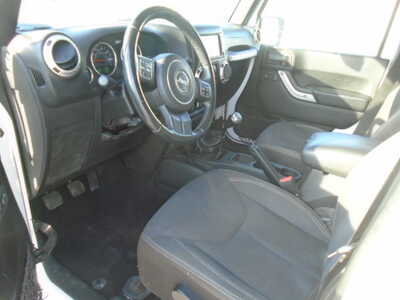 2016 Jeep Wrangler Unlimited, $12900. Photo 10