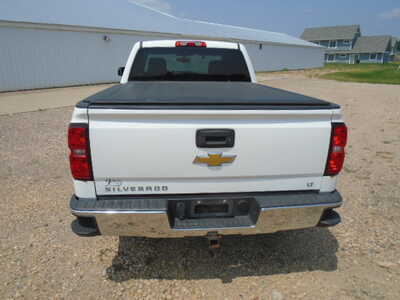 2015 Chevrolet 1500 Ext Cab, $9900. Photo 3