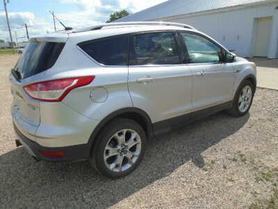 2014 Ford Escape, $6400. Photo 4