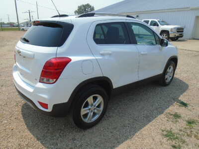 2017 Chevrolet Trax, $6500. Photo 4