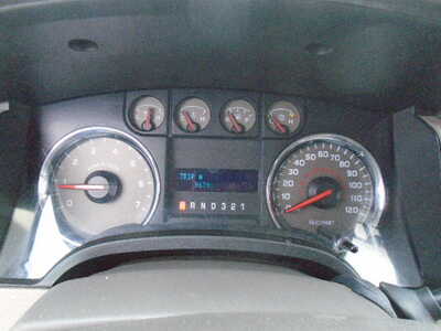 2010 Ford F150 Crew Cab, $5400. Photo 11