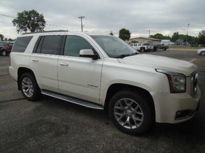 2015 GMC Yukon, $9900. Photo 5