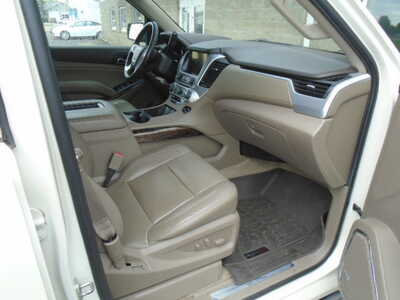 2015 GMC Yukon, $9900. Photo 6