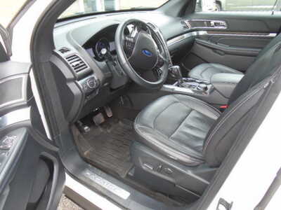 2018 Ford Explorer, $8900. Photo 10