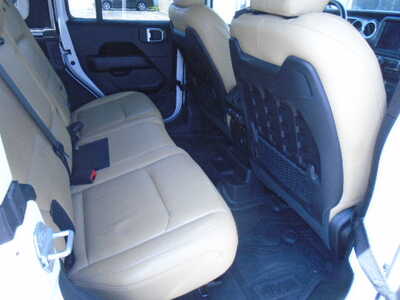 2019 Jeep Wrangler Unlimited, $18900. Photo 10