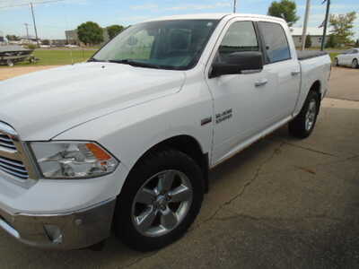 2016 RAM 1500 Crew Cab, $9900. Photo 1