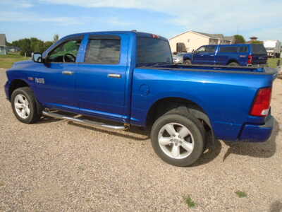 2014 RAM 1500 Crew Cab, $9500. Photo 2
