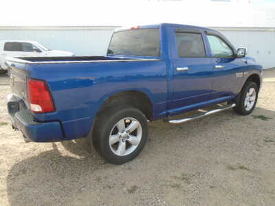 2014 RAM 1500 Crew Cab, $9500. Photo 4