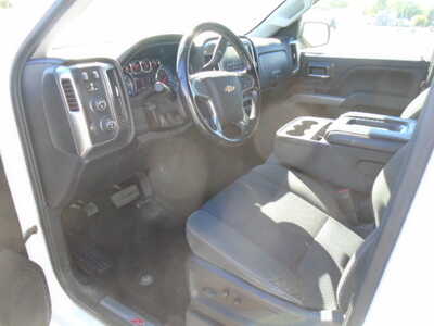 2018 Chevrolet 1500 Crew Cab, $7900. Photo 9