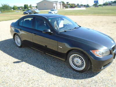 2006 BMW 3 Series, $3900. Photo 5