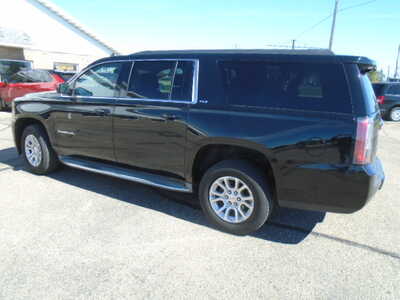 2015 GMC Yukon XL, $12900. Photo 2