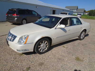 2008 Cadillac DTS, $950. Photo 1