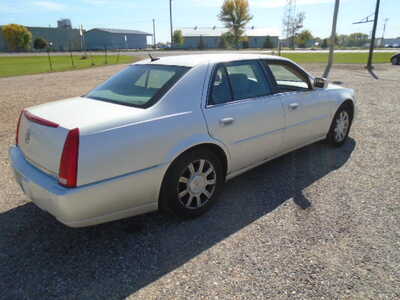 2008 Cadillac DTS, $950. Photo 4