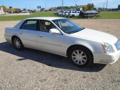 2008 Cadillac DTS, $950. Photo 5