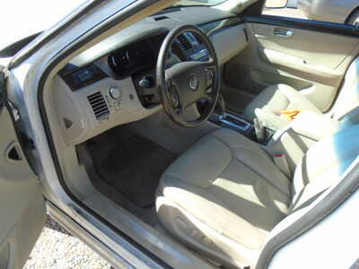 2008 Cadillac DTS, $950. Photo 8
