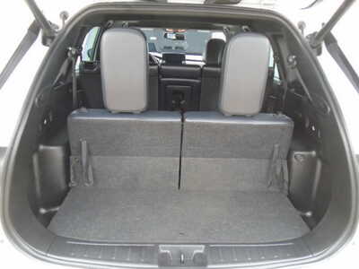 2022 Mitsubishi Outlander, $14900. Photo 12