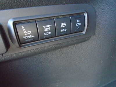 2013 Ford Explorer, $7900. Photo 12