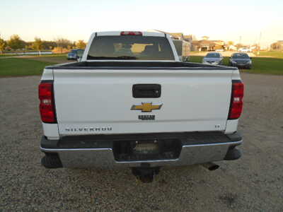 2017 Chevrolet 2500 Ext Cab, $16900. Photo 3