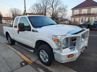 2012 Ford F250 Ext Cab, $13399. Photo 1