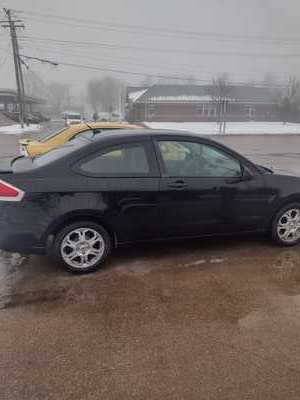 2010 Ford Focus, $5990. Photo 6